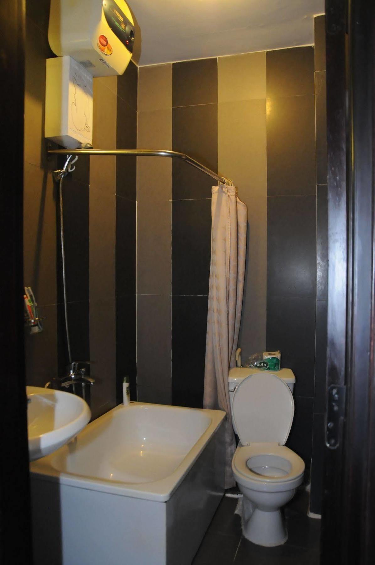 Hue Nino Hotel Extérieur photo